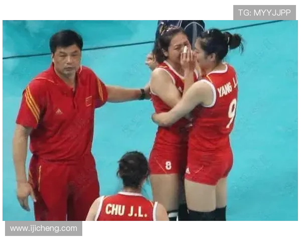 李天马失误泪崩徐梦桃鼓励再战